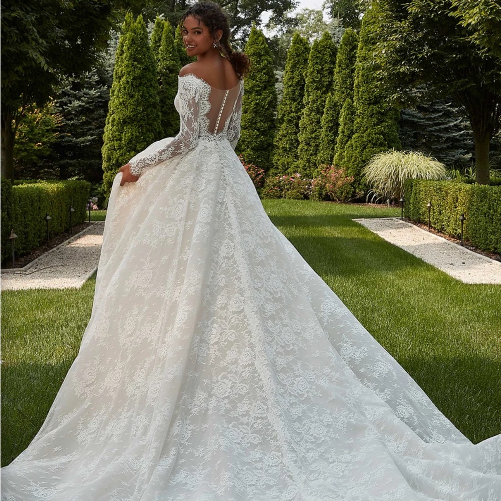 Mori Lee Penelope Off-Shoulder White Lace A Line/Ballgown Wedding dress Sleeves - Picture 6 of 9